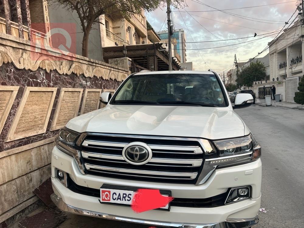 تويوتا لاندكروزر